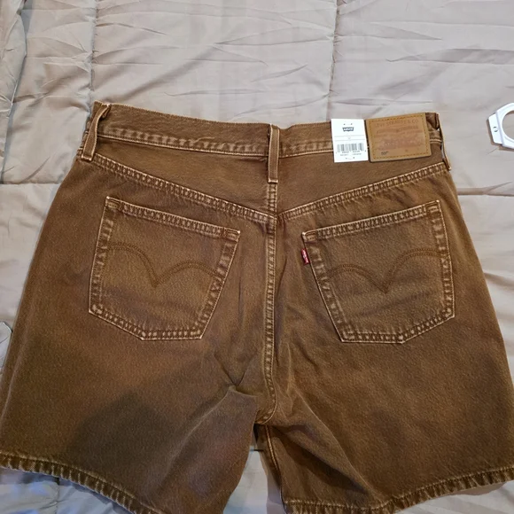 Levi's Brown Denim Shorts Size 32 - Picture 2 of 12